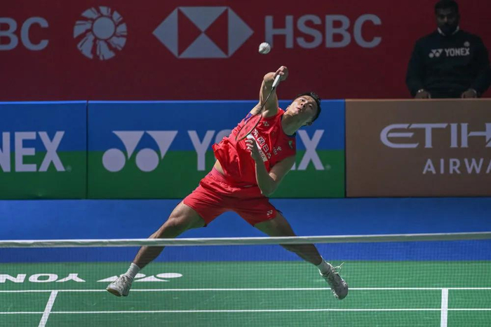 天天盈球 官网-印度公开赛猴子坐看台，因场地掉落鸟粪而中断比赛，世界羽联回应|羽毛球|印度羽毛球协会|协会|羽毛球公开赛|印度羽毛球公开赛_新浪体育_新浪新闻