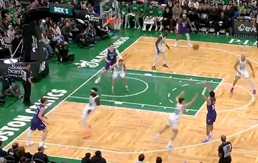 天天盈球网-约什-格林三分张弓搭箭稳稳命中，黄蜂首节领先凯尔特人10分